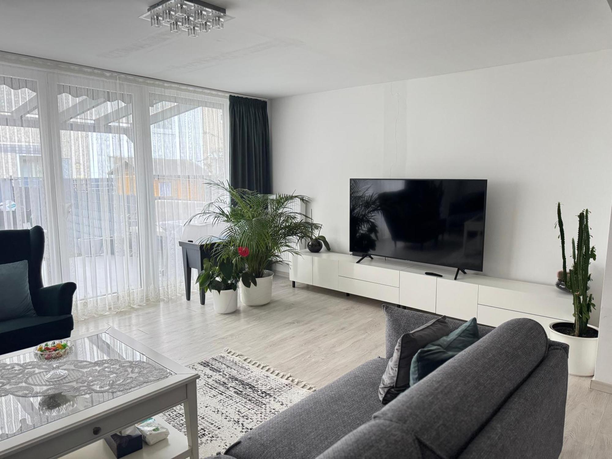 Apartment Haus In Mittelfeld Hannover